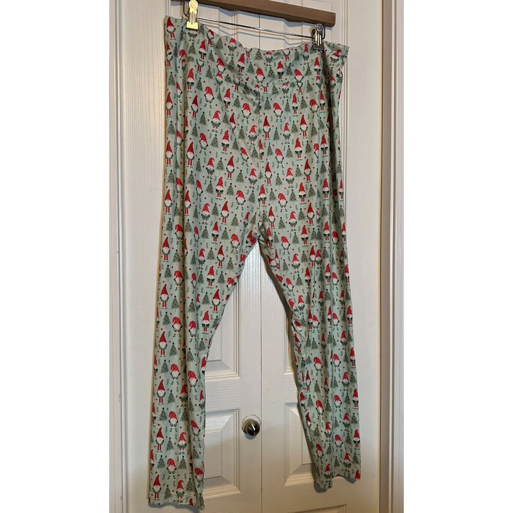 Holiday Gnomes on Light Green Background - Full Length Leggings - SZ 2x
